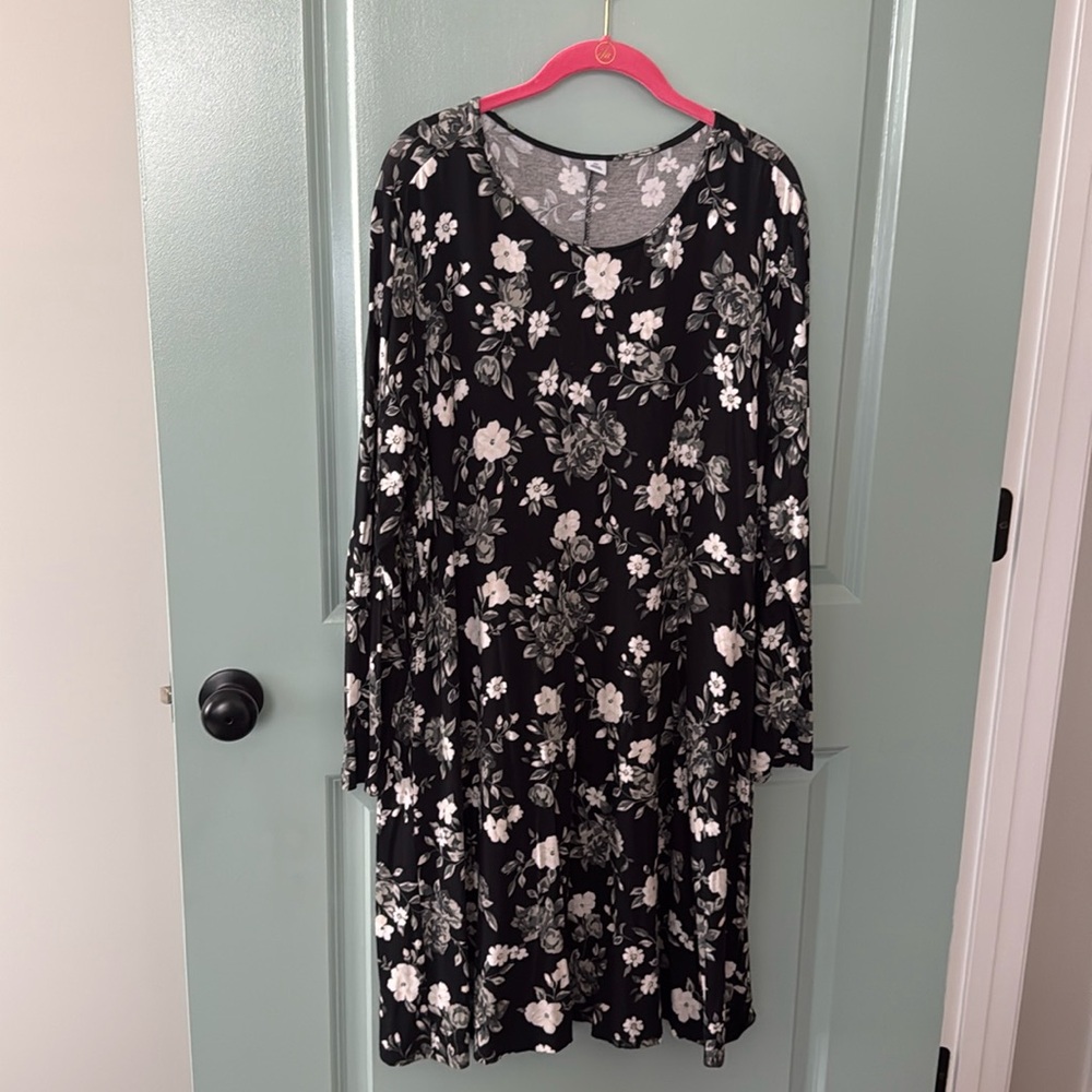 Long sleeve dress